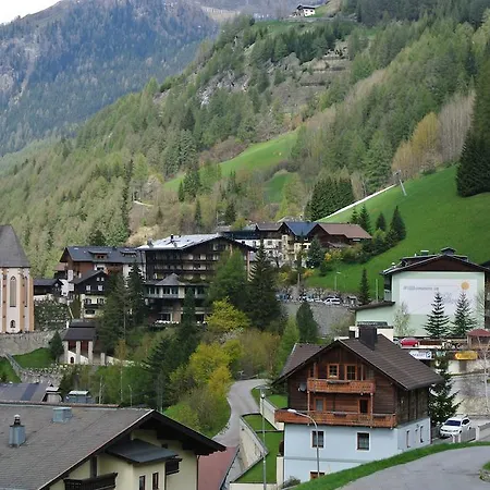 Gorgasser Im Berghaus Glockner Heiligenblut
